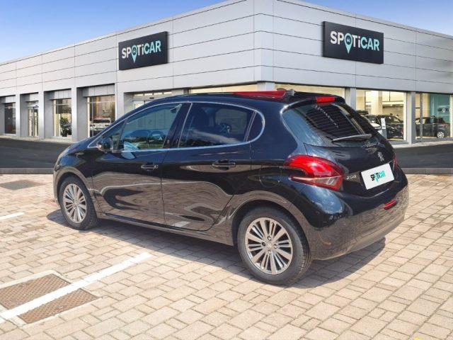 PEUGEOT 208 1° serie PureTech 82 Stop&Start 5 porte Allure