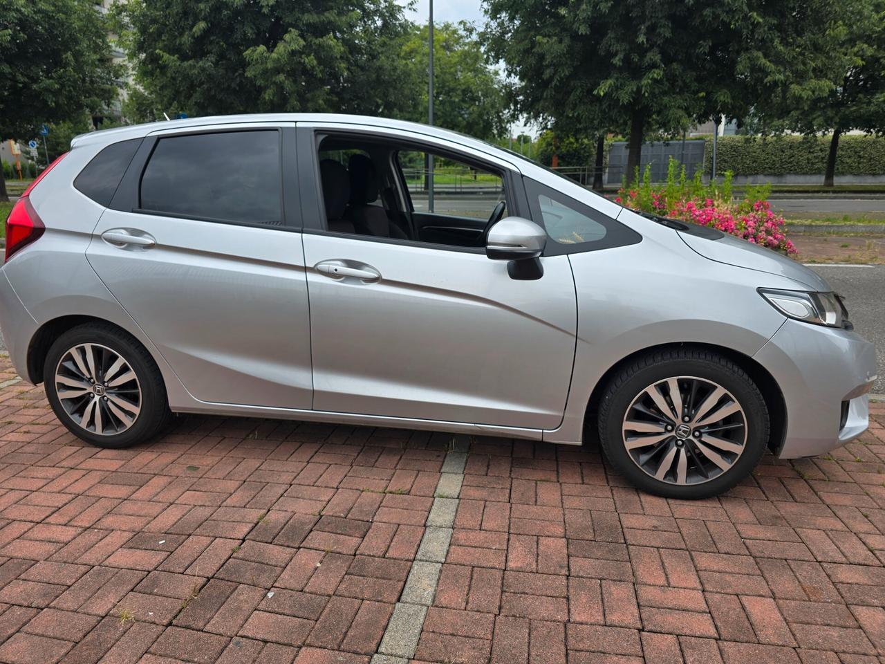 Honda Jazz Full OPTIONAL!!!!!! GARANZIA/PERMUTA