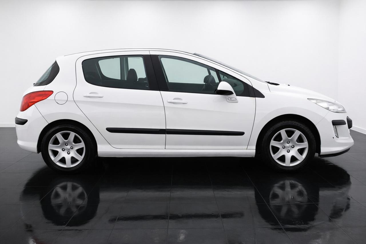 Peugeot 308 1.6 8V HDi 93CV 5p. Active €5 NEOPAT UNOCOP 140.000KM