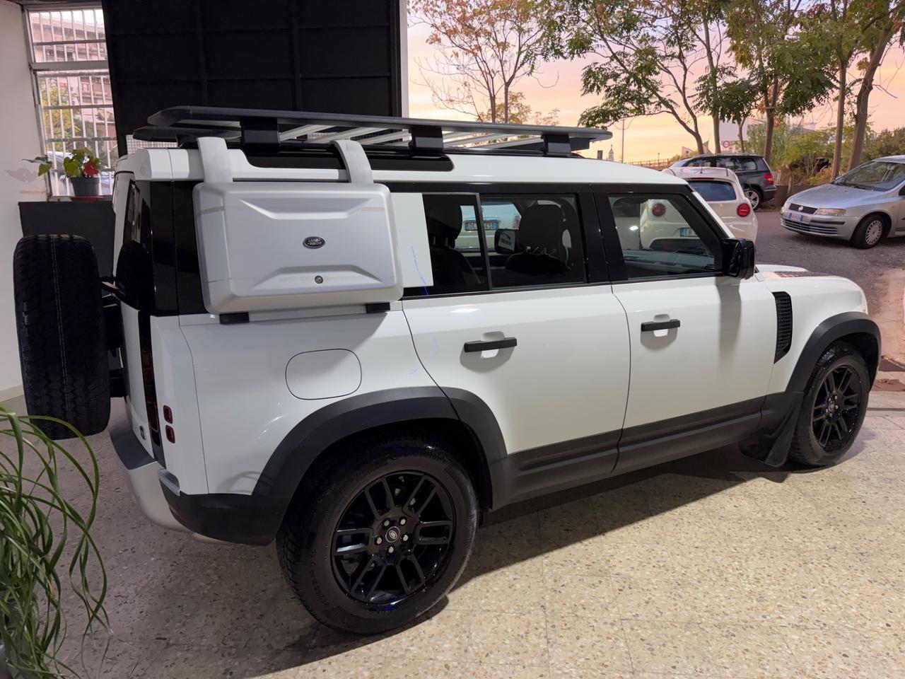 Land Rover Defender 110 2.0 SD4 240CV AWD Auto First Edition