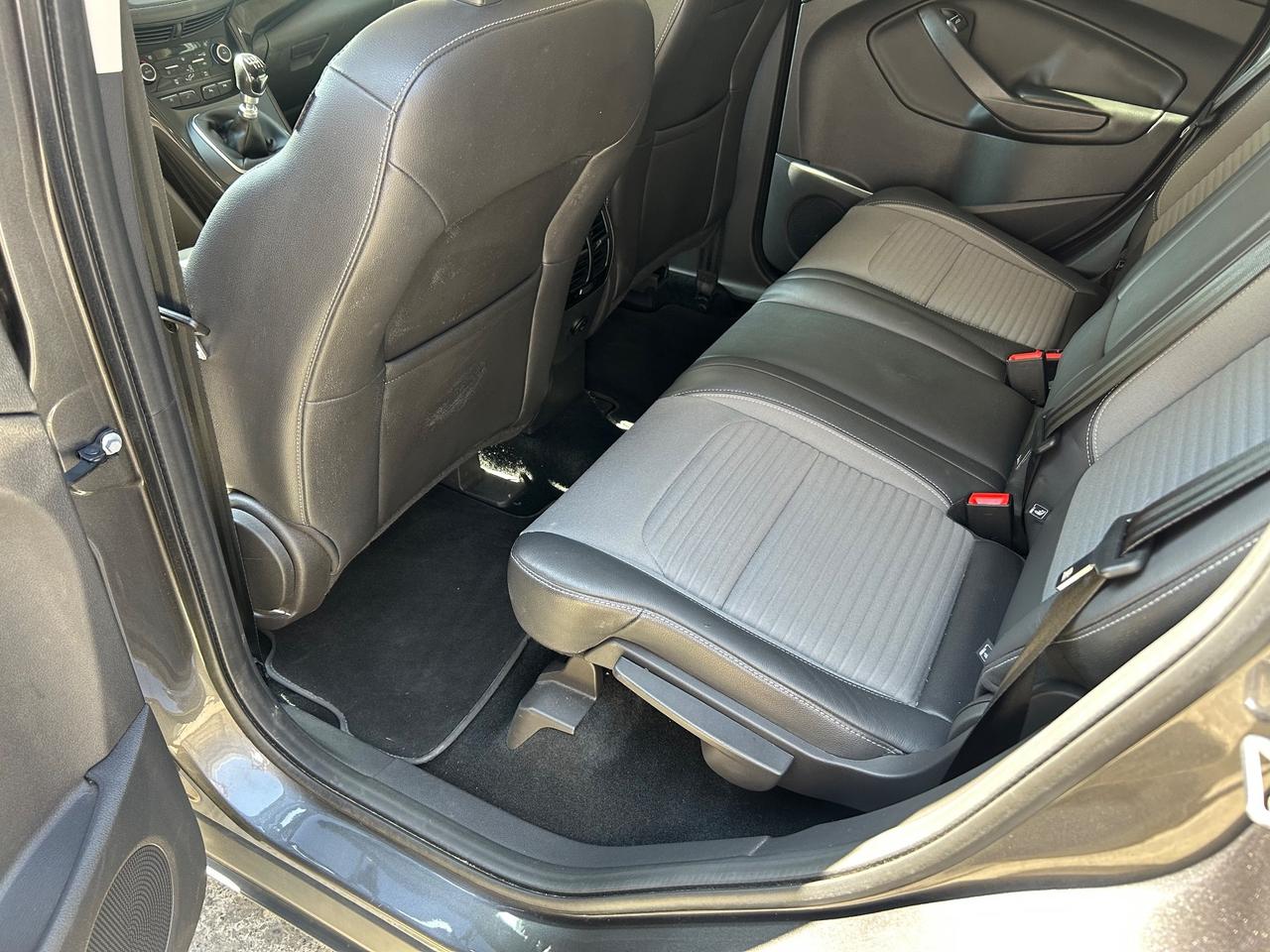 Ford Kuga 1.5 TDCI 120 CV S&S 2WD Plus