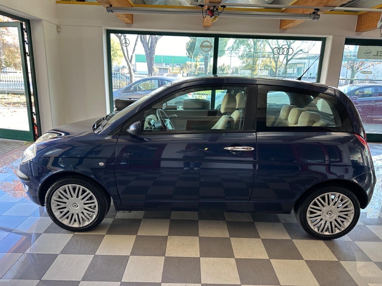 Lancia Ypsilon 1.3 Multijet Neopatentati