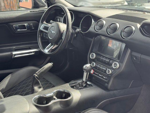 FORD Mustang Fastback 3.7 aut. *GPL*