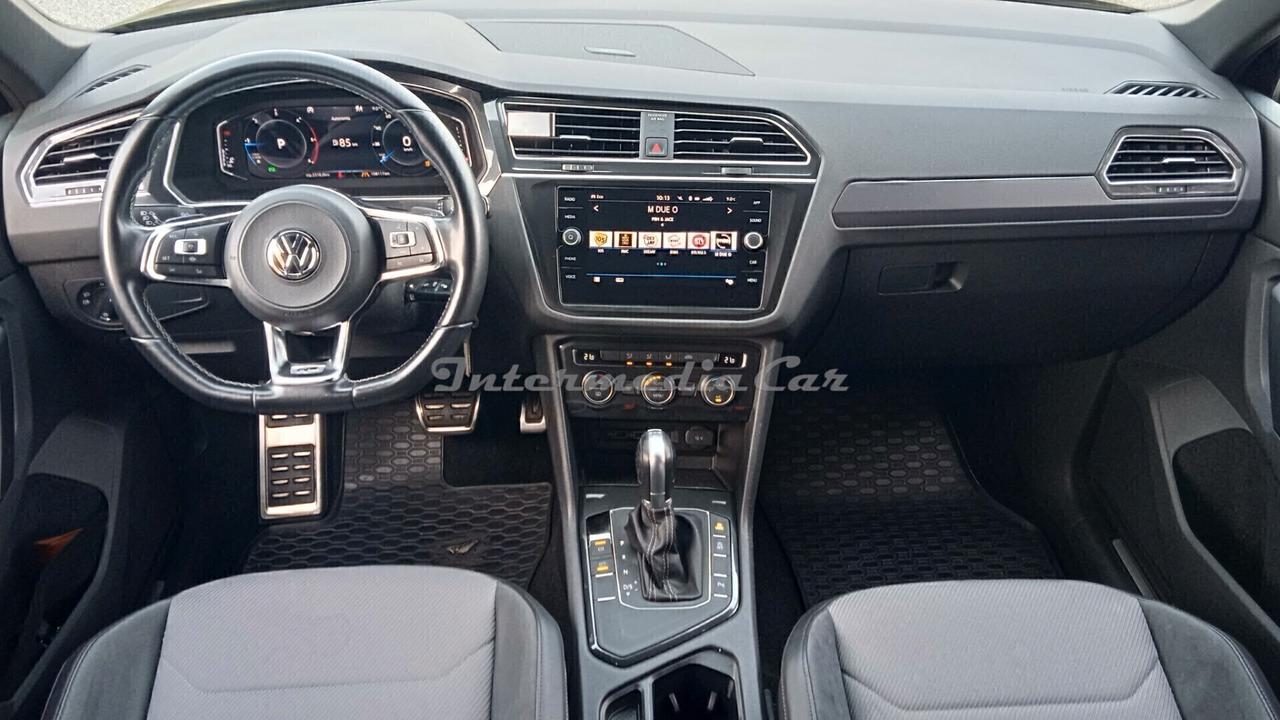 Volkswagen Tiguan 2.0 TDI SCR DSG Advanced R-line black edition