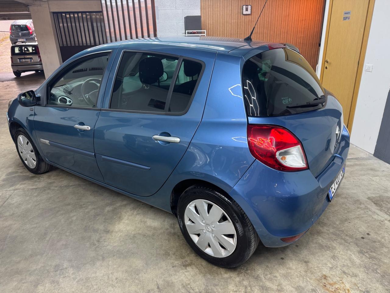 Renault Clio 1.2 GPL - POCHI KM - 2011