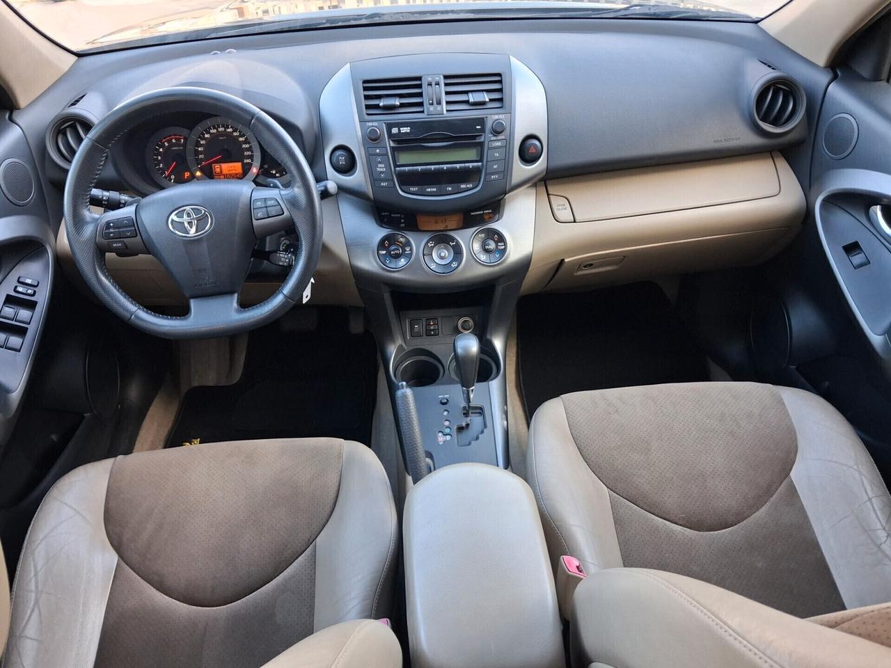 TOYOTA Rav4 Crossover 2.200 D-Cat 150cv 4WD Autom.