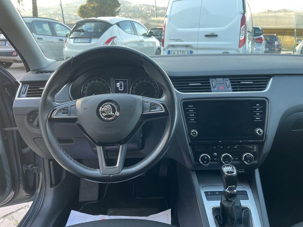 Skoda Octavia 1.6 TDI SCR 115 CV Wagon Executive NEO PATENTATI