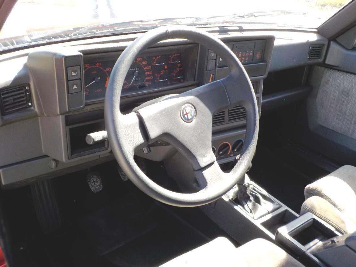 Alfa Romeo 75 1.8i turbo America