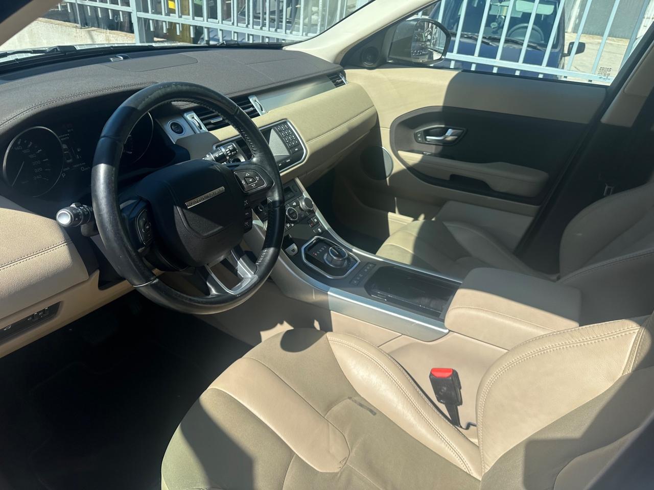 Land Rover Range Evoque 2.2 Sd4 5p. Prestige