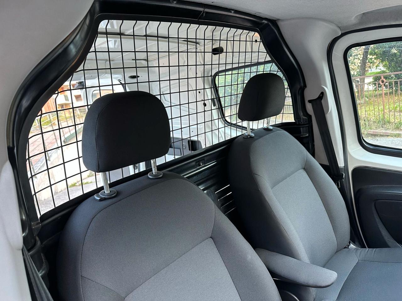 Fiat Fiorino 1.3 MJT VETRATO N1 IVATO