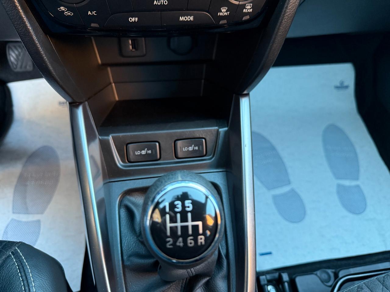 Suzuki Vitara 1.4 Hybrid Top