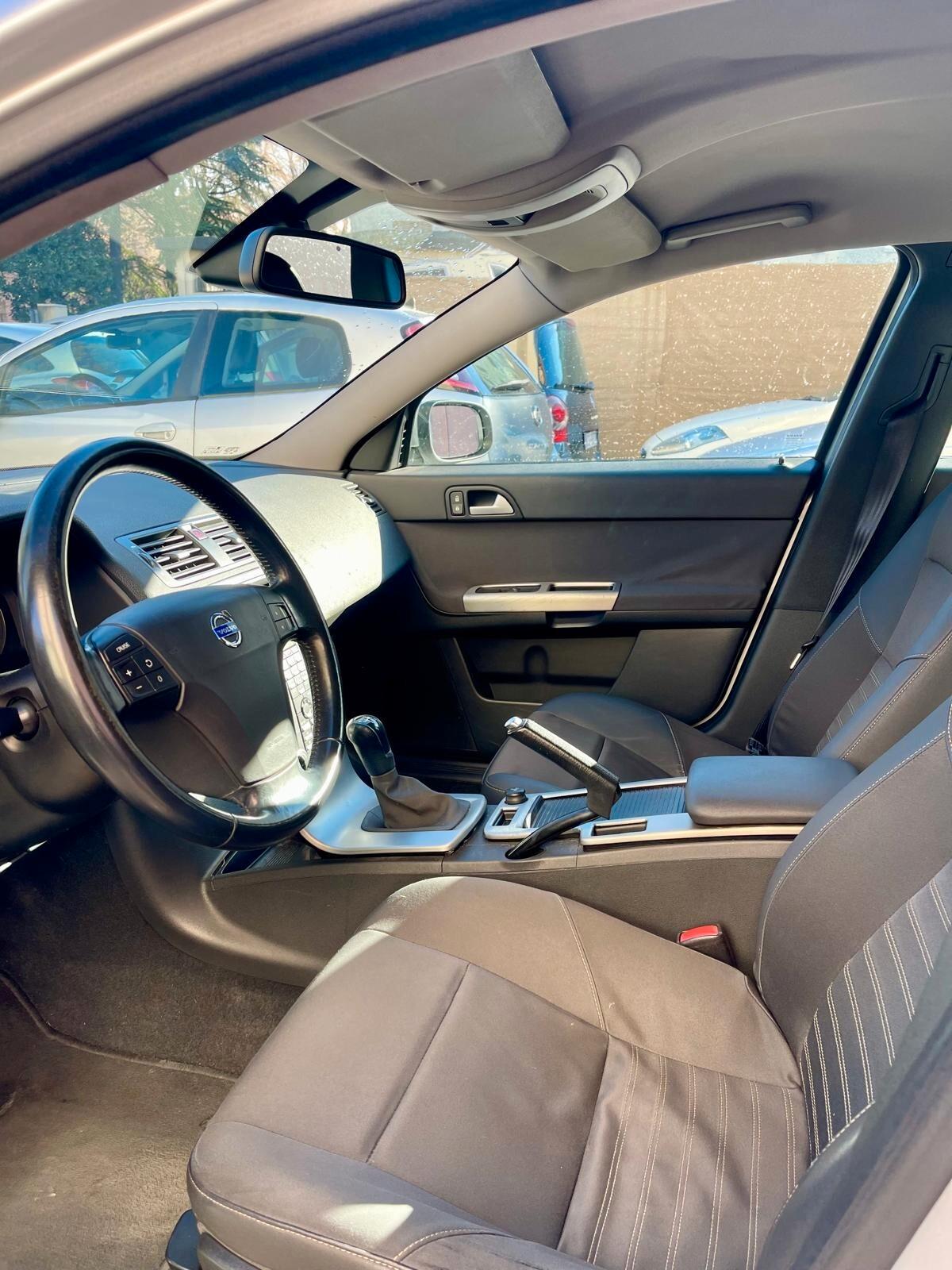 Volvo V50 2.0 D Momentum RESTYLING CINGHIA SOSTITUITA