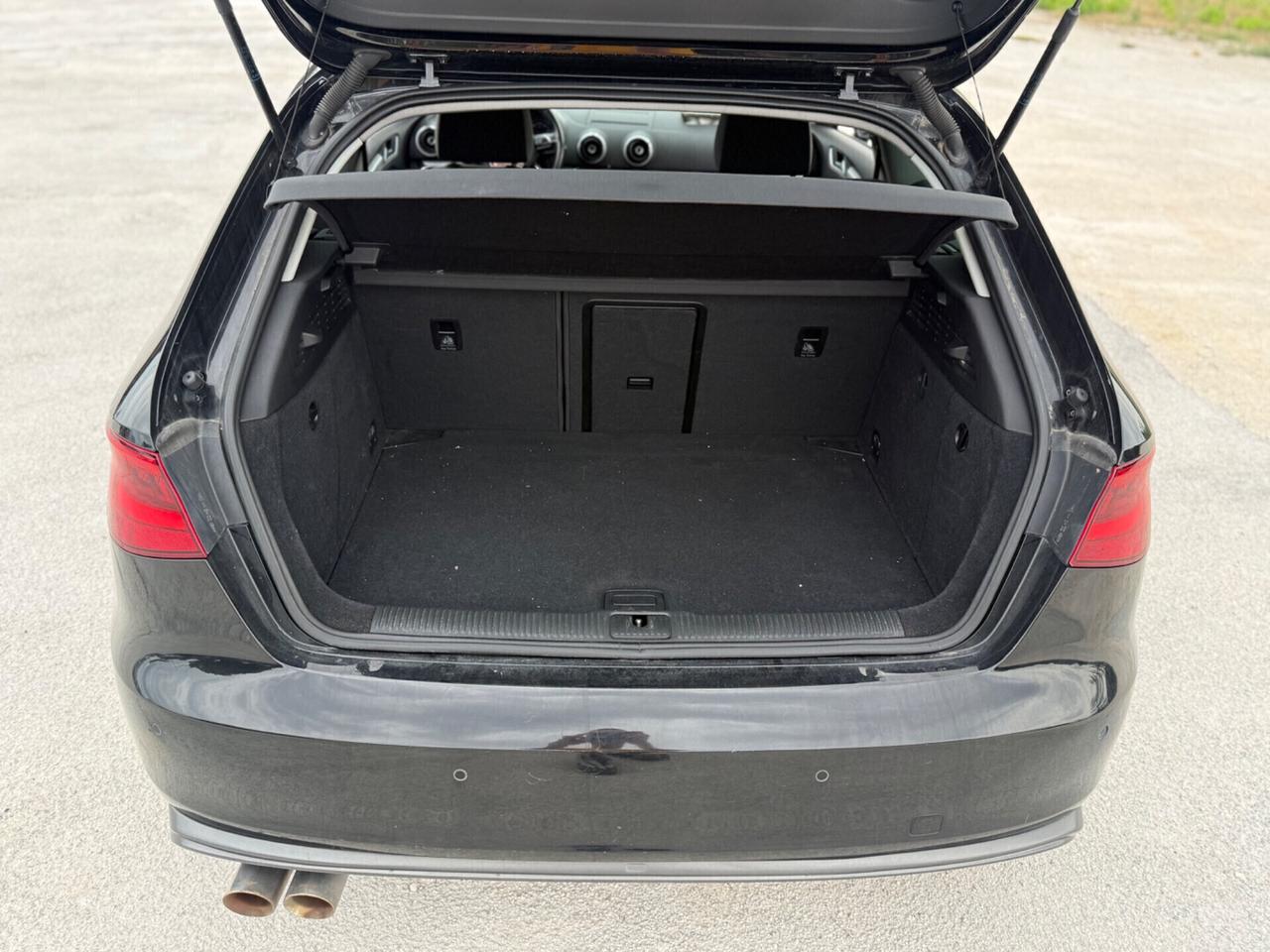 Audi A3 1.6 TDi EURO6B incidentata/sinistrata