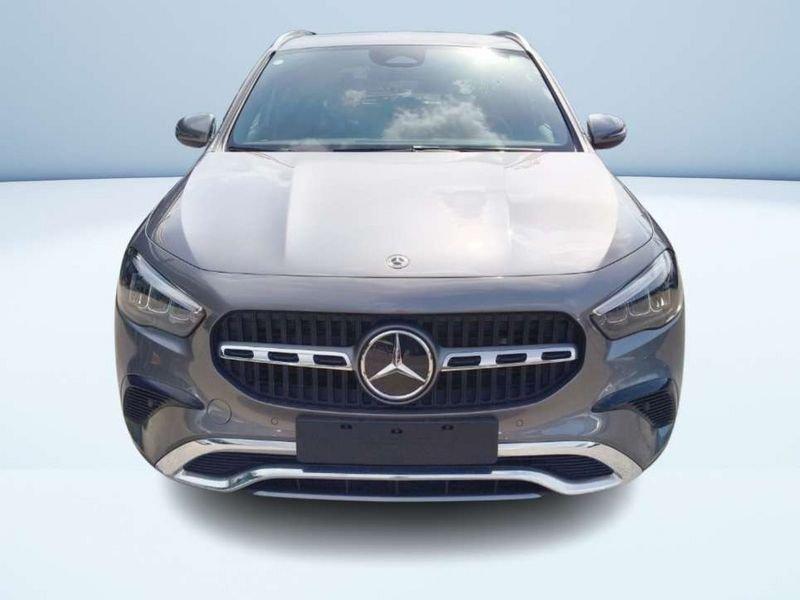 Mercedes-Benz GLA 200d Automatic Advanced Progressive