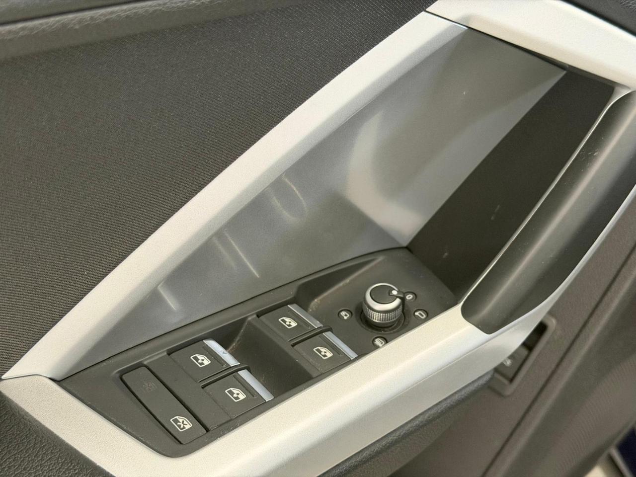 AUDI Q3 35 TDI S tronic S line edition