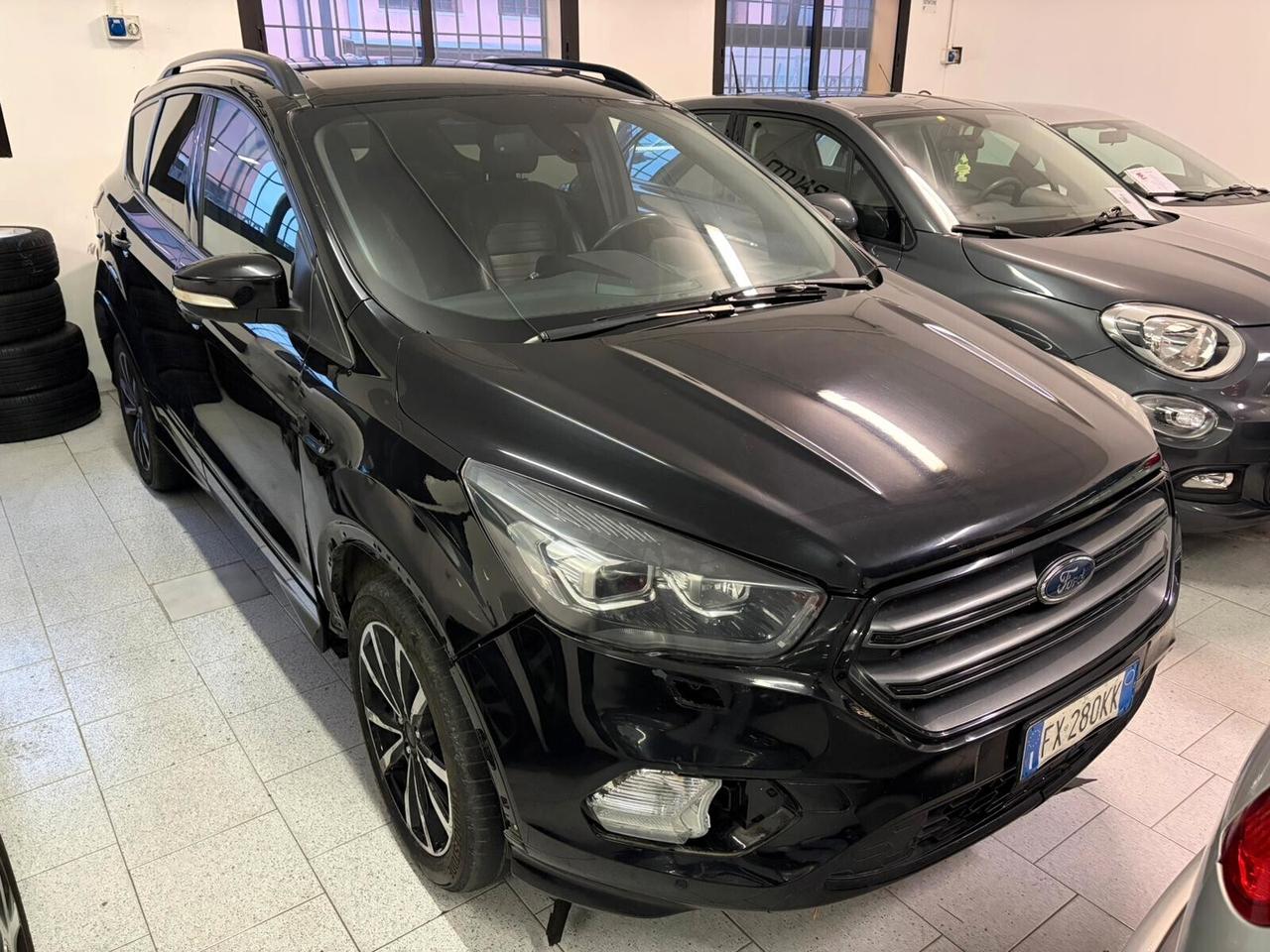 FORD KUGA 1.5 TDCI 120 CV S&S 2WD ST-Line