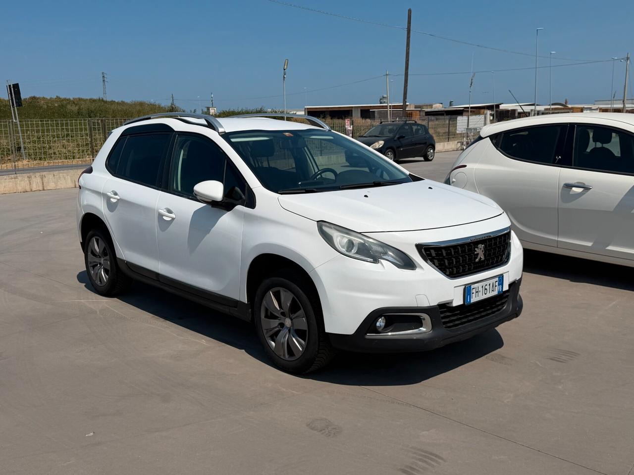 Peugeot 2008 BlueHDi 100 Allure