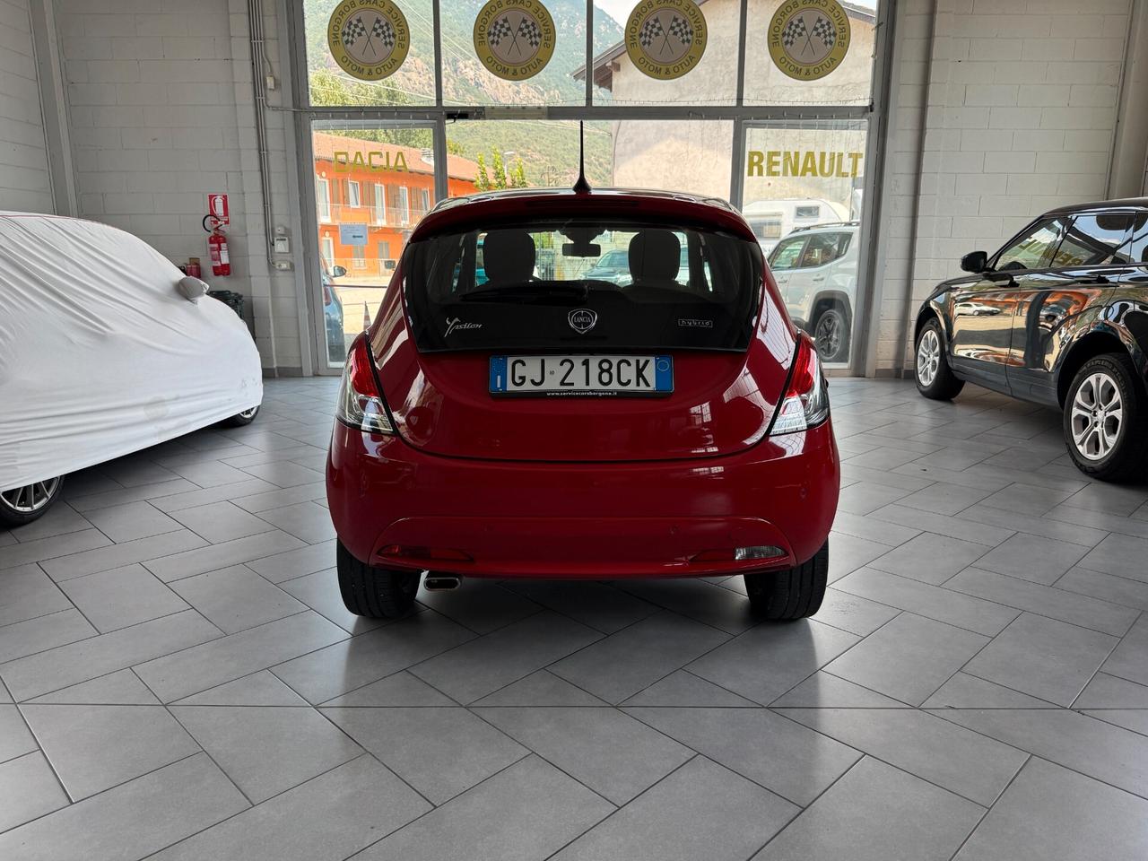 Lancia Ypsilon 1.0 FireFly 5 porte S&S Hybrid Ecochic Gold