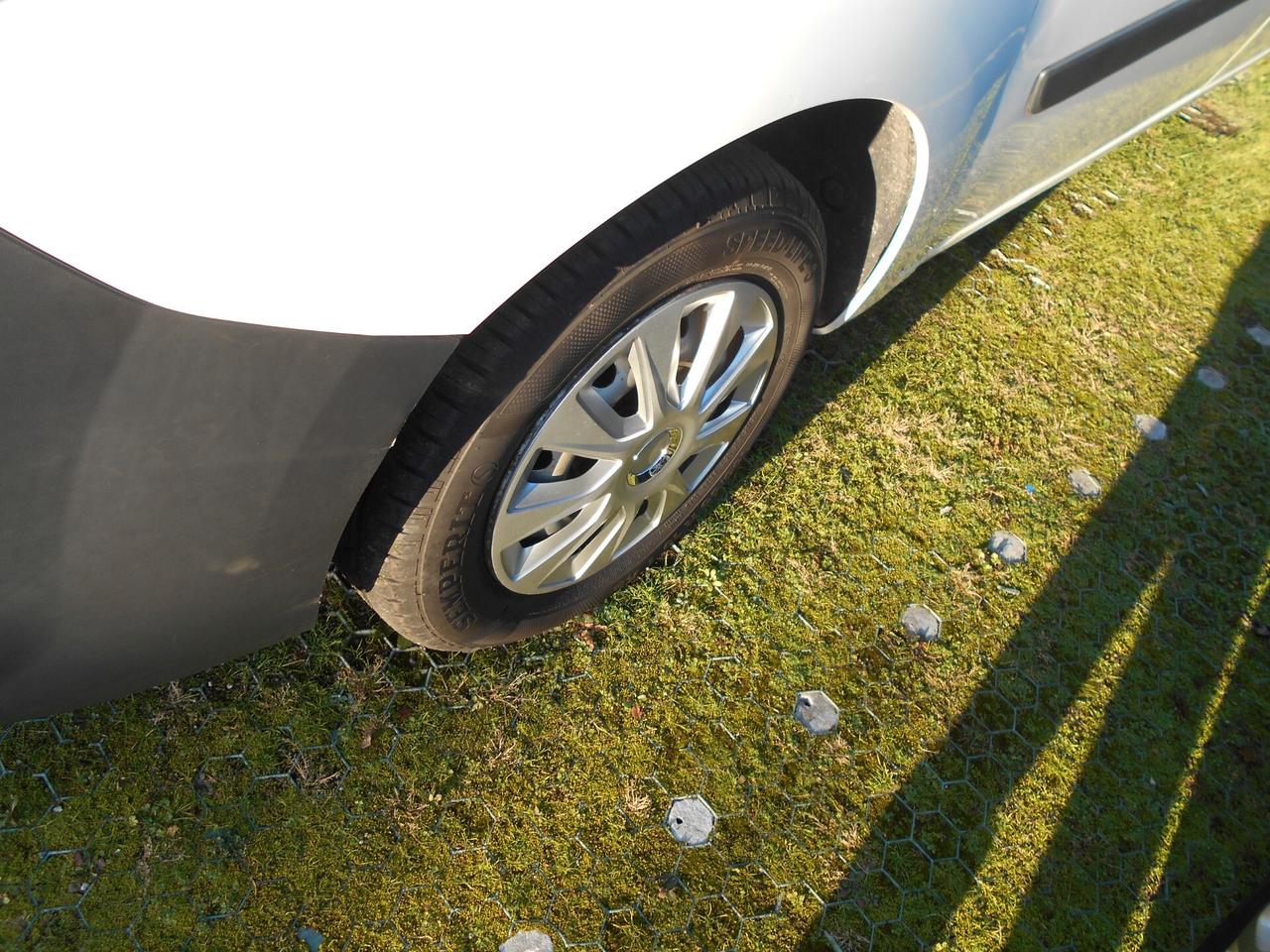 Renault Kangoo MAXI 1.5 DCI 95 CV