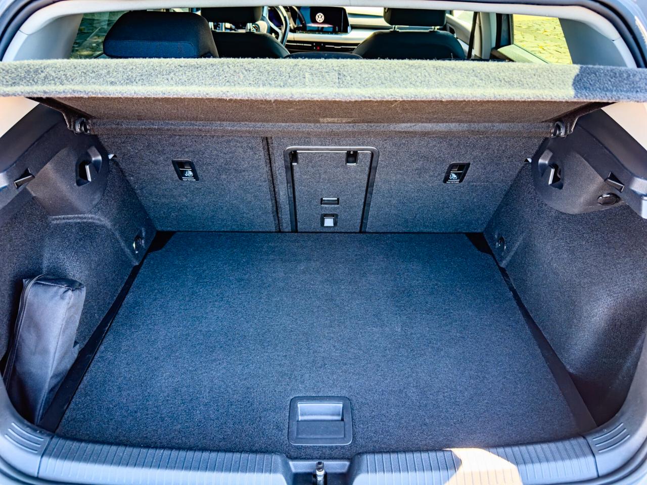 Volkswagen Golf 8 2.0 TDI EVO DSG SCR Life - 2021