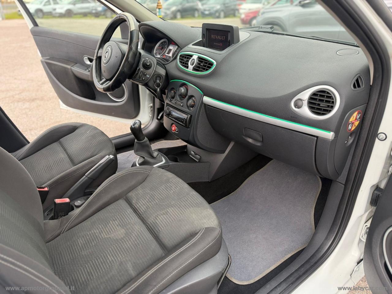 RENAULT Clio 1.2 5p. 16V GPL Dynamique