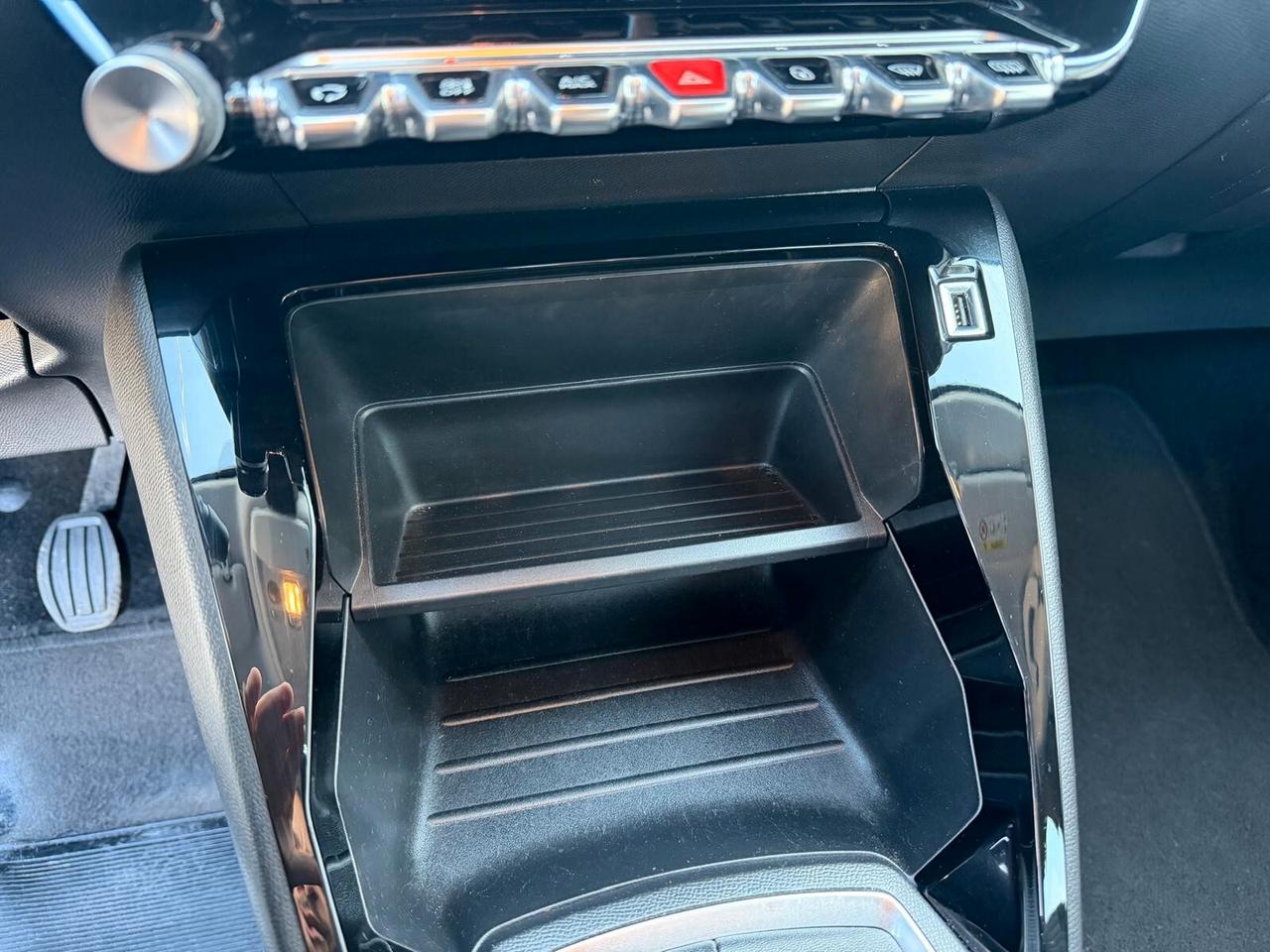 Peugeot 208 PureTech 75 Stop&Start 5 porte Like