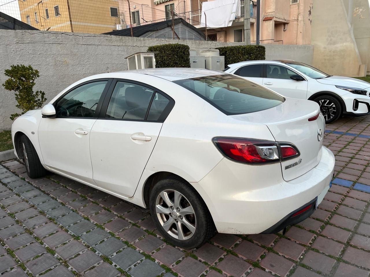 Mazda 3 Mazda3 1.6 MZ-CD 115 CV 4p. Touring