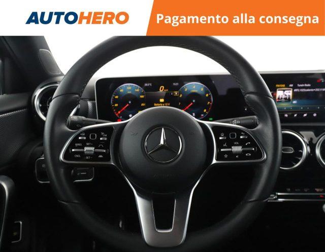 MERCEDES-BENZ A 200 Automatic Sport