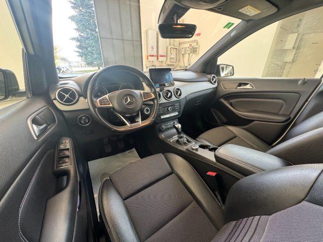 MERCEDES-BENZ B 180 d Premium