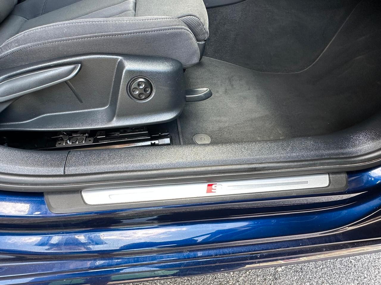 Audi A4 Avant 50 TDI quattro tiptronic S line edition