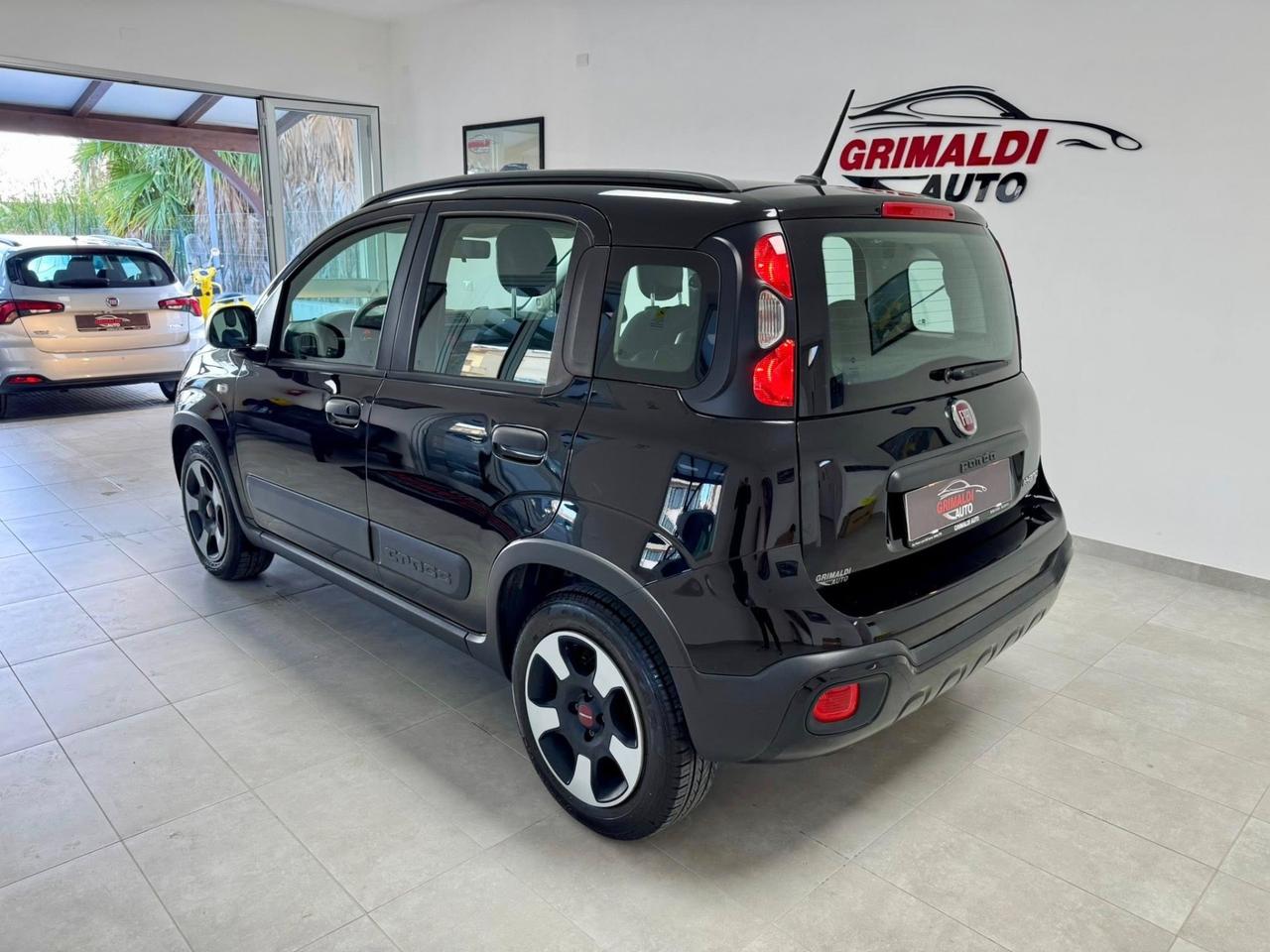 Fiat Panda 1.0 FireFly S&S Hybrid City Cross
