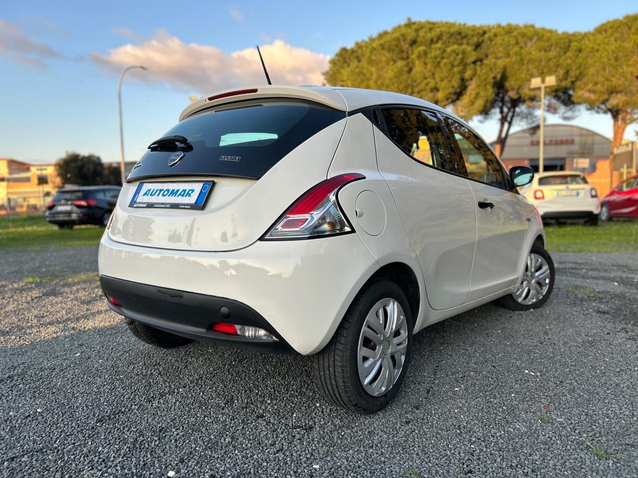 Lancia Ypsilon 1.0 Hybrid*NEOPATENTATI*UNIPRO*