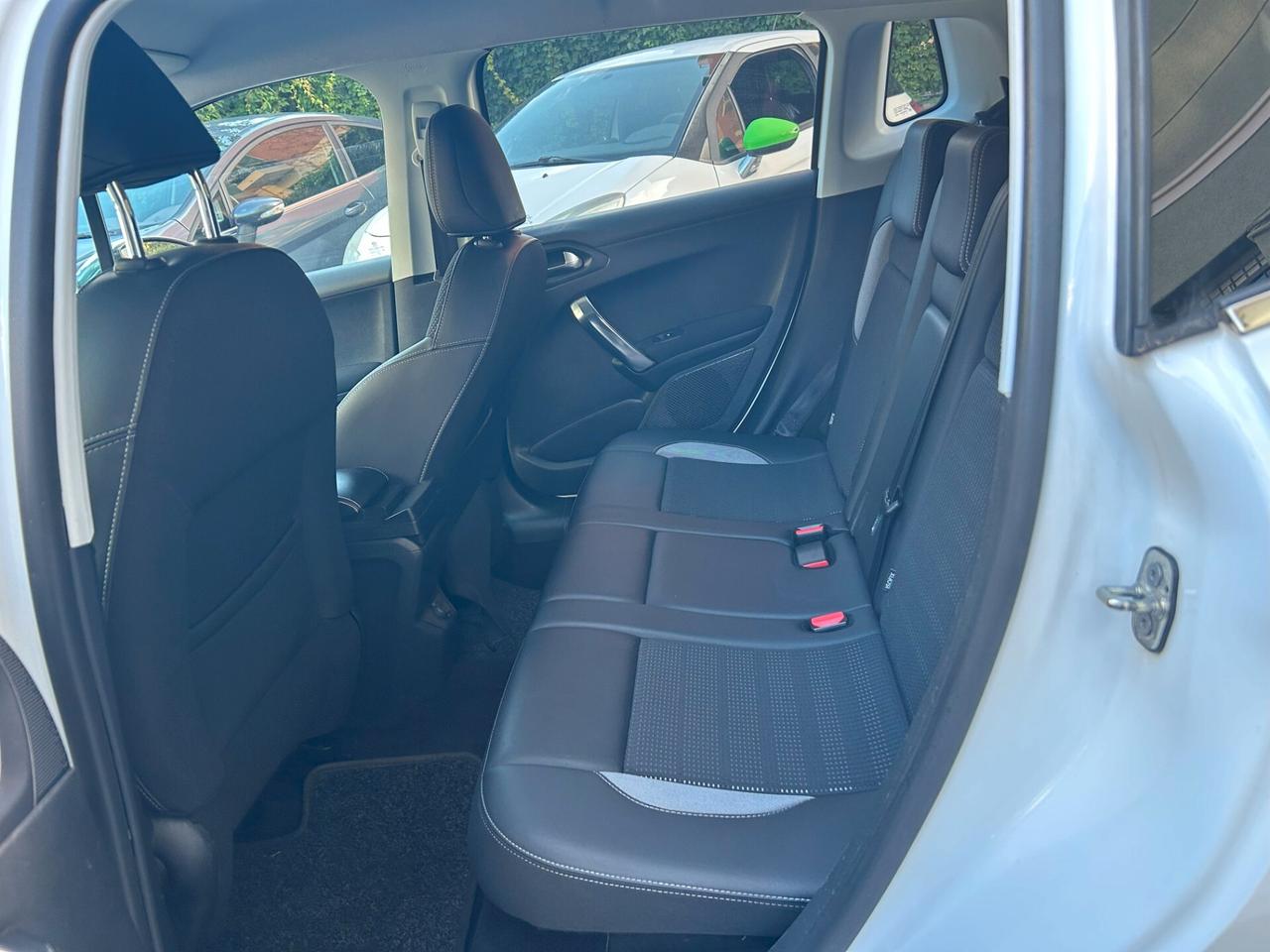 Peugeot 2008 BlueHDi 100 Allure EURO 6