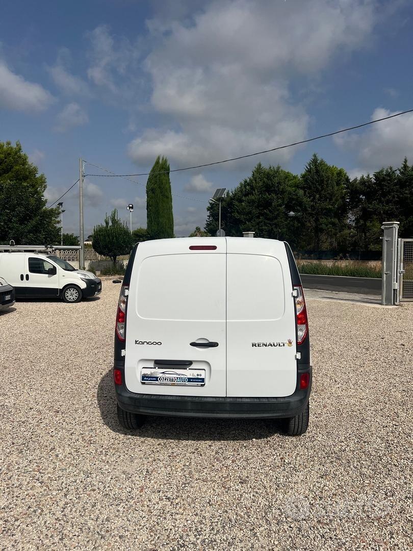 Renault Kangoo 3 posti 1.5 diesel 2019 soli 25.000