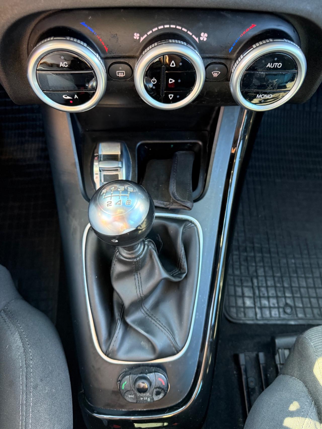 Alfa Romeo Giulietta 1.6 JTDm-2 105 CV Exclusive