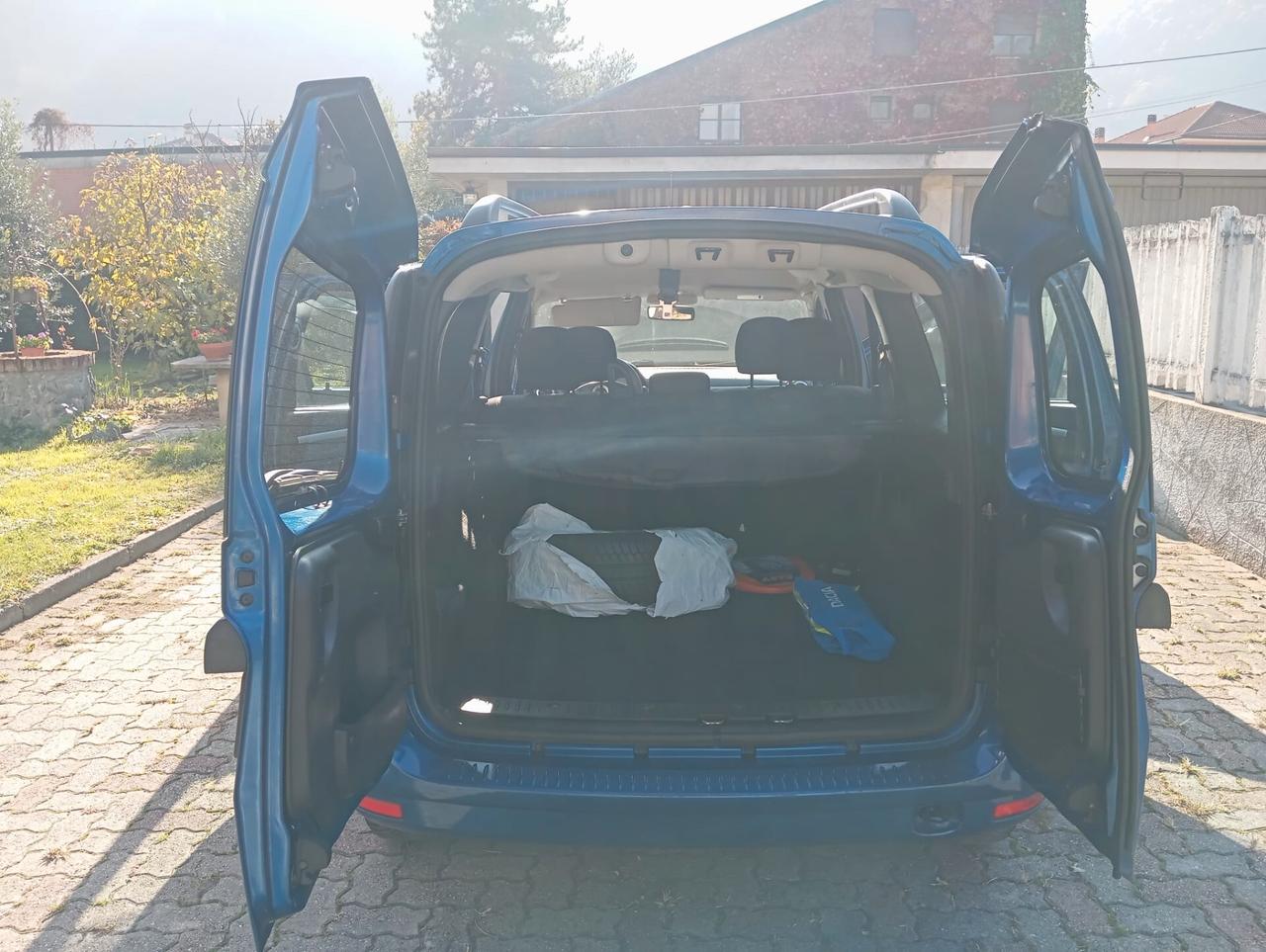 Dacia Logan MCV 1.6 GPL 5 posti Lauréate