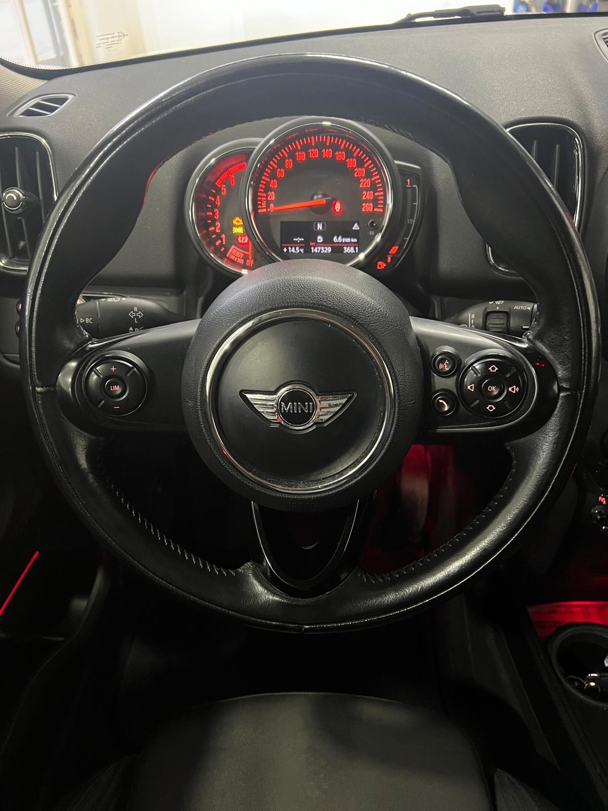 Mini Cooper D Countryman 2.0.IVA ESPOSTA
