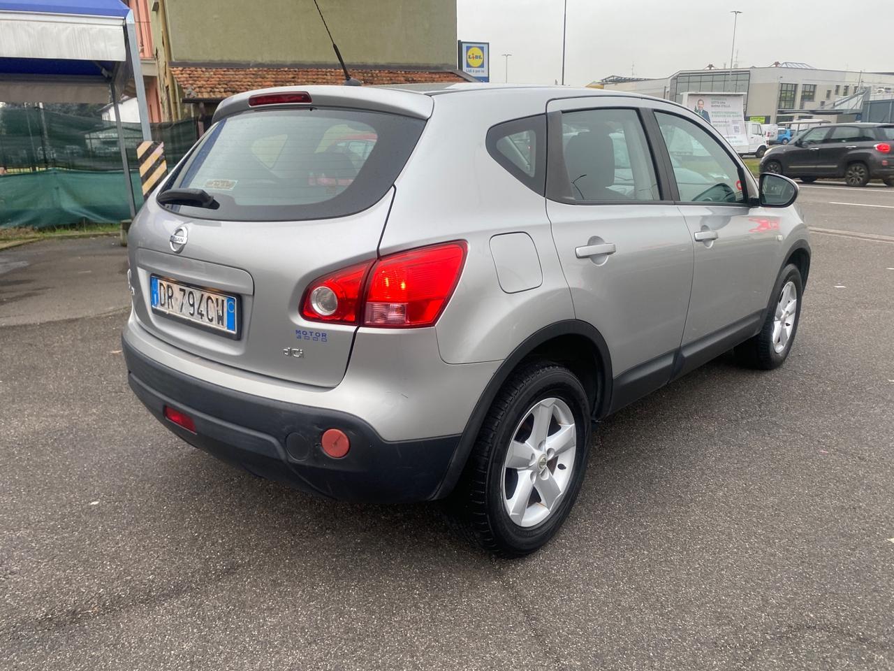 Nissan Qashqai 2.0 dCi DPF 4WD Tekna