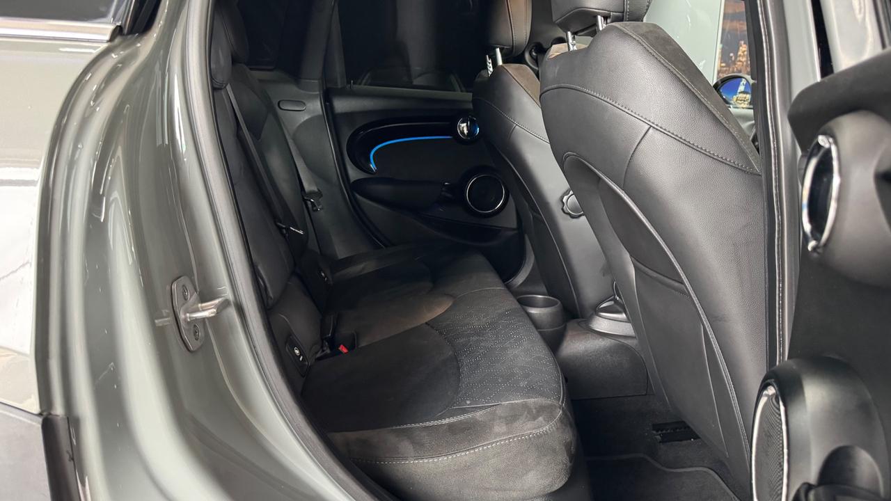 Mini 2.0 Cooper SD aut. Hype 5 porte-2019