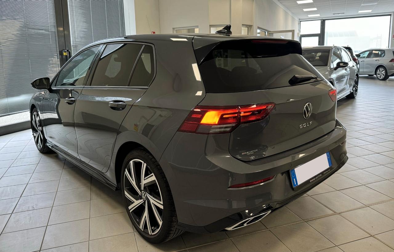 Volkswagen Golf 1.5 etsi evo R-Line 150cv dsg / NO VINCOLI