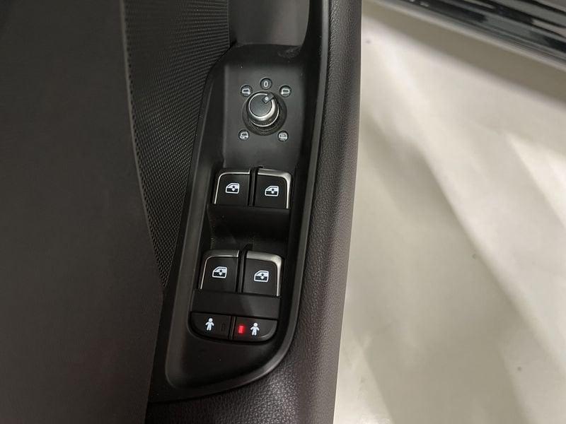 Audi A3 Sportback 35 TFSI COD S-Tronic Sport - prezzo vero senza obbligo di finanziamento