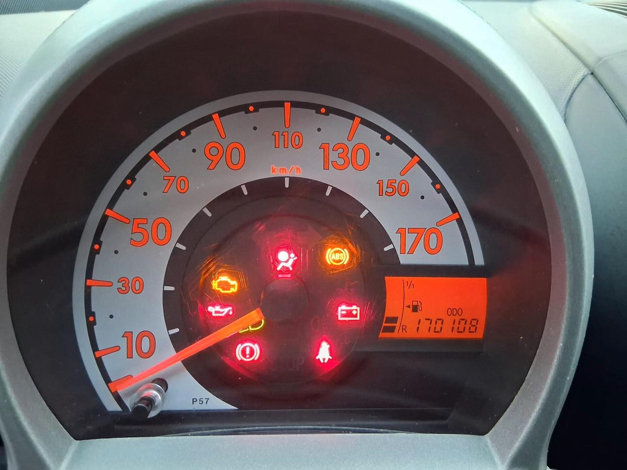 Toyota Aygo 1.0 12V VVT-i 5 porte Cool Soda Connect