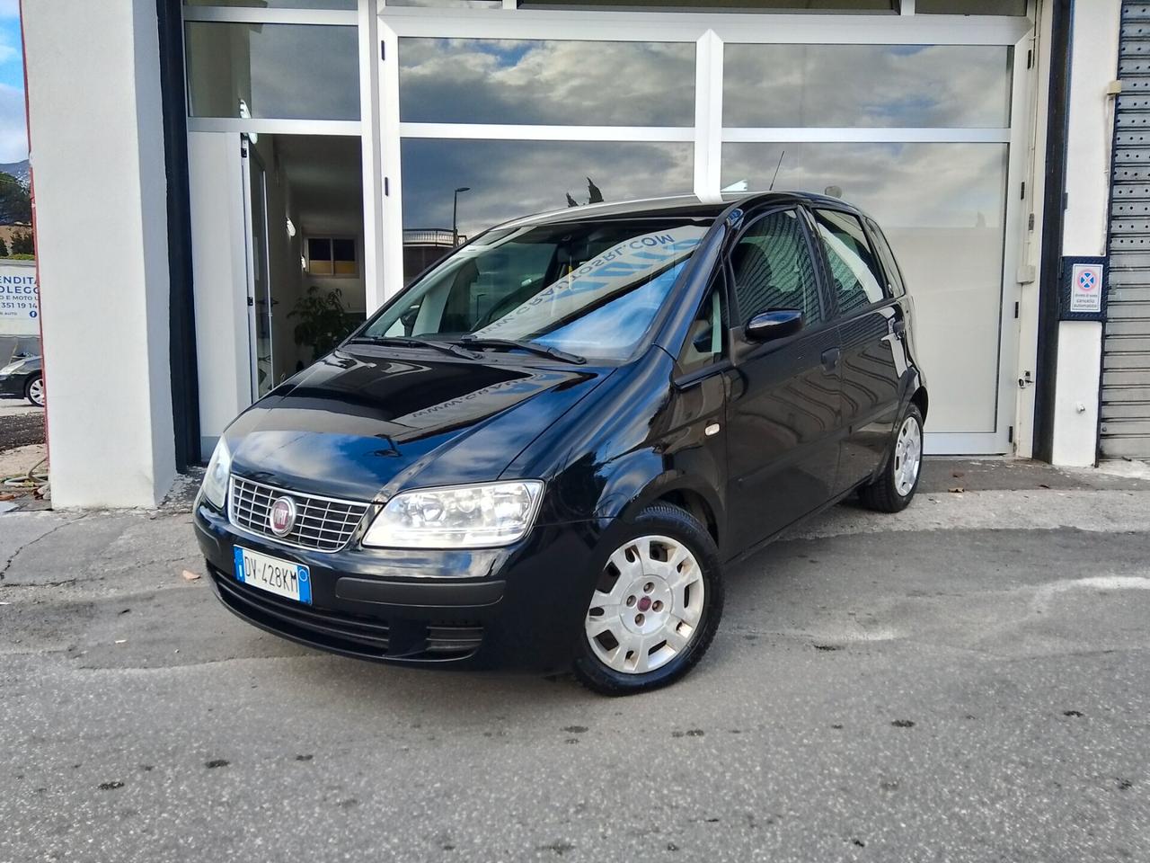 Fiat Idea 1.4 BlackLabel