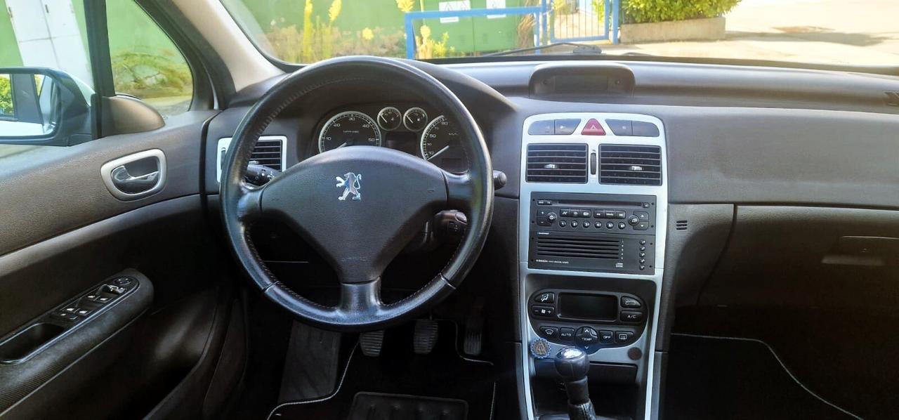 Peugeot 307 2.0 16V HDi TETTO PANO OK NEOPATENT