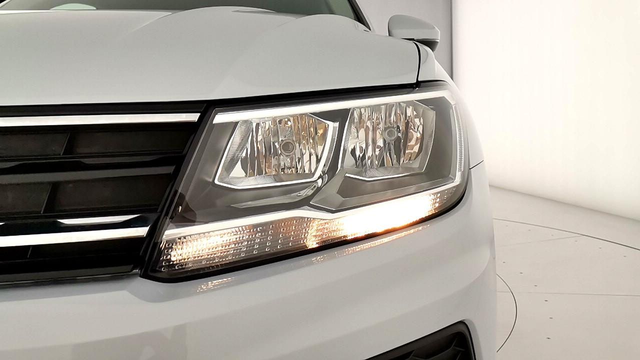 VOLKSWAGEN Tiguan II 2016 - tiguan 2.0 tdi Business 150cv dsg