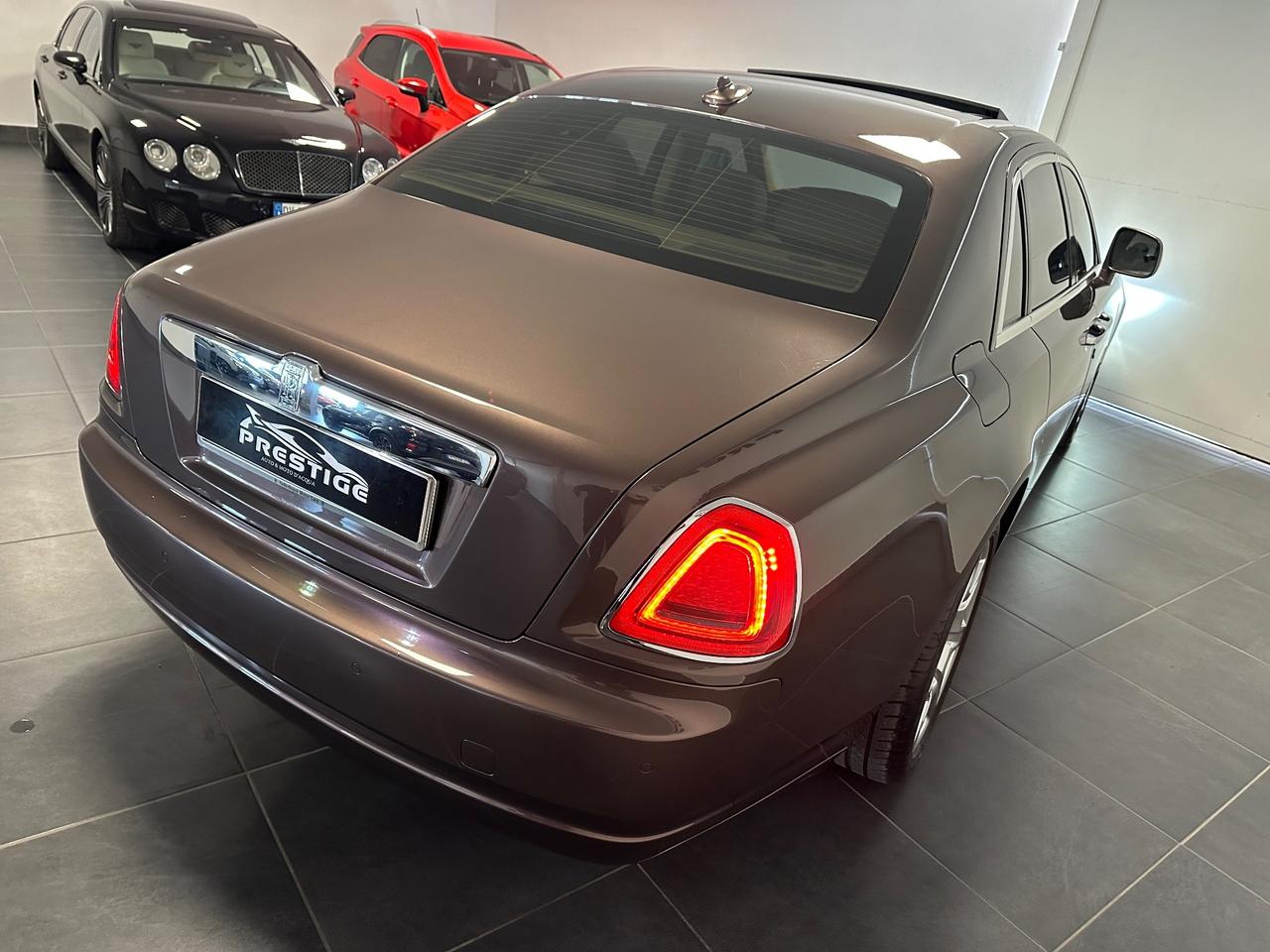 ROLLS ROYCE GHOST 6.6 V12 571CV PERMUTE