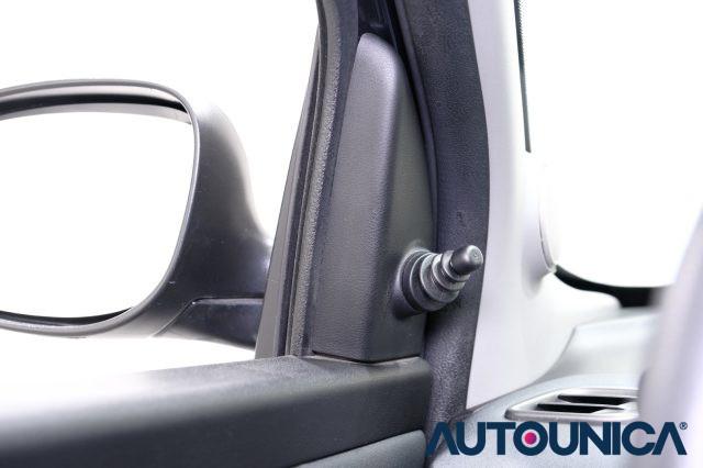 LANCIA Ypsilon 1.2 69 CV 5 PORTE SILVER NEOPATENTATI
