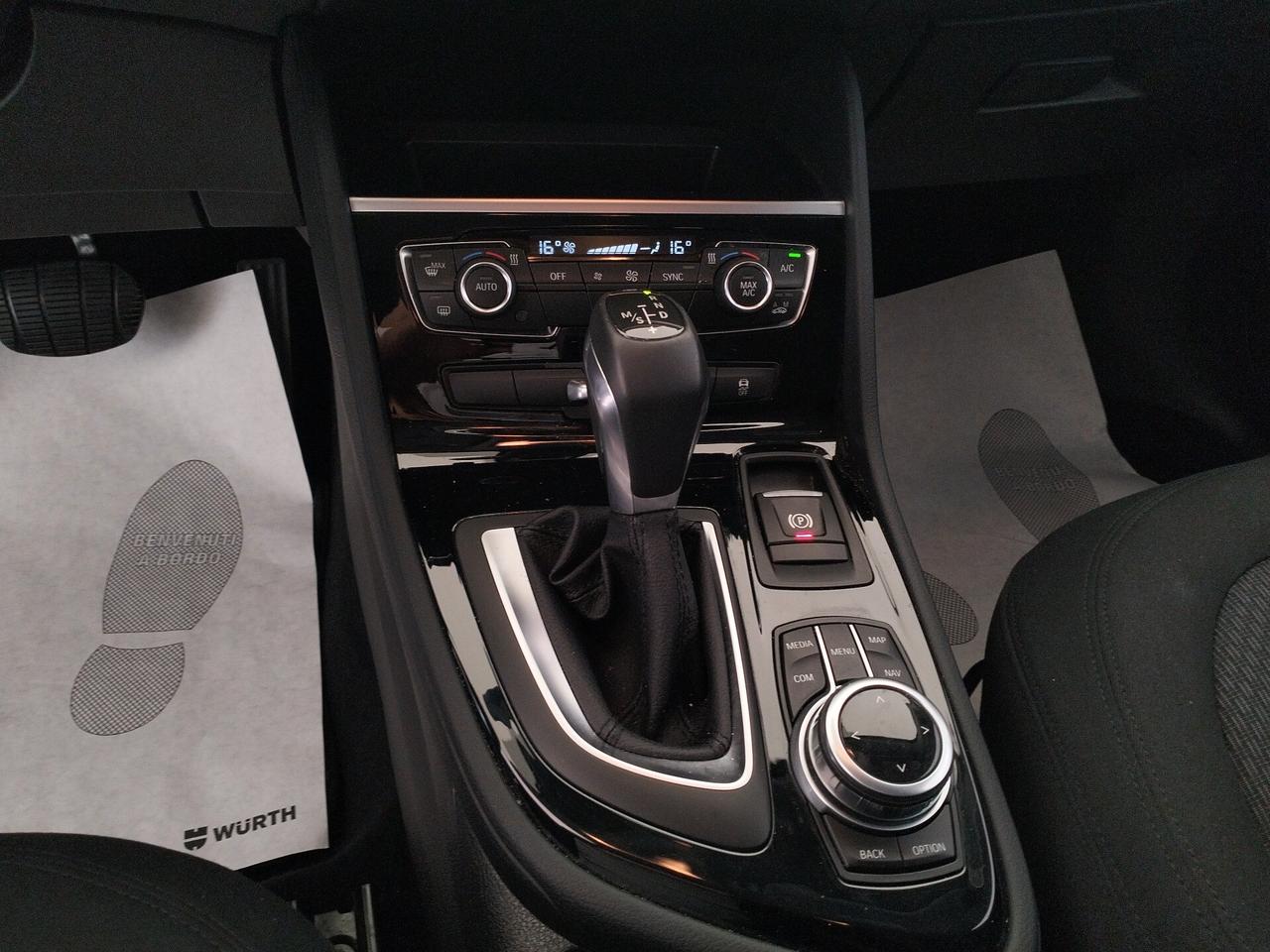 Bmw 2er Active Tourer 218d Advantage