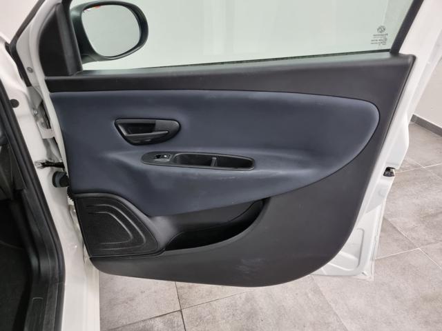 LANCIA Ypsilon 1.0 FireFly 5 porte S&S Hybrid Platino