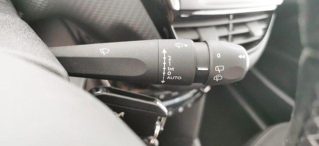PEUGEOT 208 PureTech 82 5 porte Allure